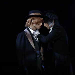 鳥越裕貴が魅せる“生命の輝き”　舞台「文豪ストレイドッグス DEAD APPLE」公演レポート イメージ画像