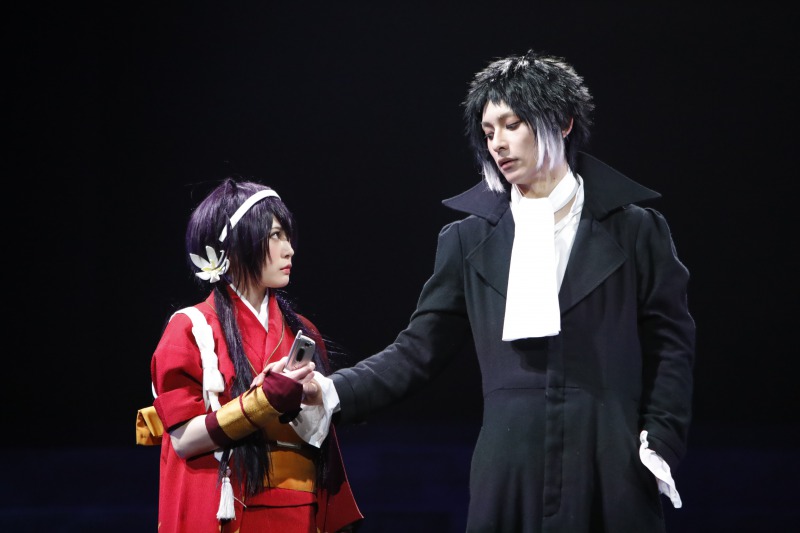 鳥越裕貴が魅せる“生命の輝き”　舞台「文豪ストレイドッグス DEAD APPLE」公演レポート イメージ画像
