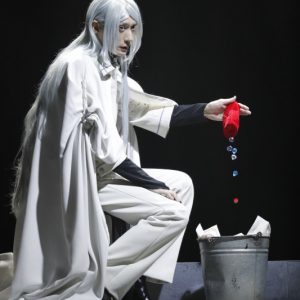 鳥越裕貴が魅せる“生命の輝き”　舞台「文豪ストレイドッグス DEAD APPLE」公演レポート イメージ画像