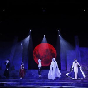 鳥越裕貴が魅せる“生命の輝き”　舞台「文豪ストレイドッグス DEAD APPLE」公演レポート イメージ画像