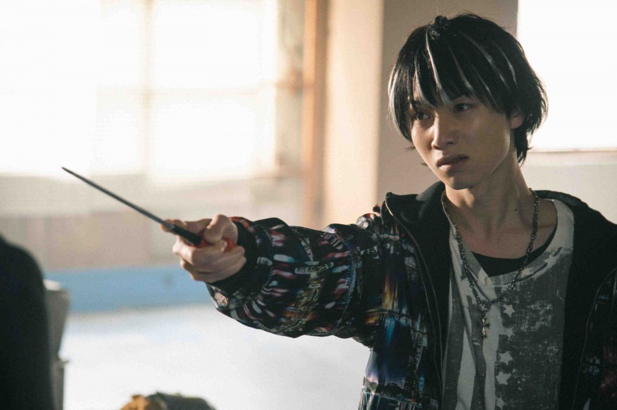 崎山つばさ・植田圭輔ら出演、映画『クロガラス0＆3』予告映像＆場面カットが公開 イメージ画像