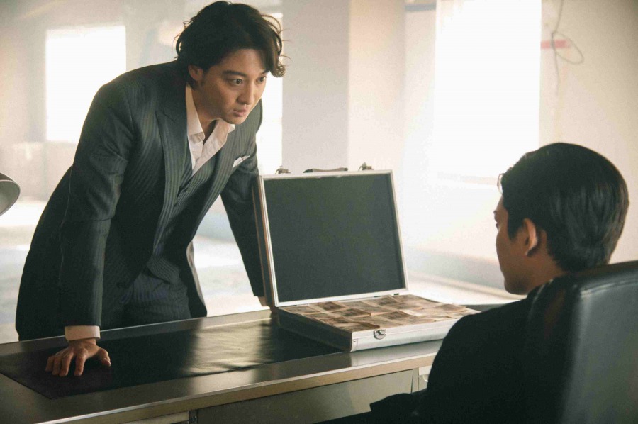 崎山つばさ・植田圭輔ら出演、映画『クロガラス0＆3』予告映像＆場面カットが公開 イメージ画像