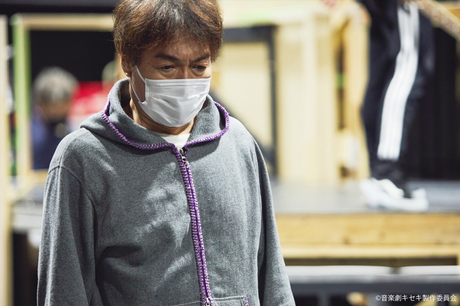 崎山つばさ「僕らが作る“道”に導きたい」、音楽劇「キセキ」稽古場レポート＆インタビュー イメージ画像
