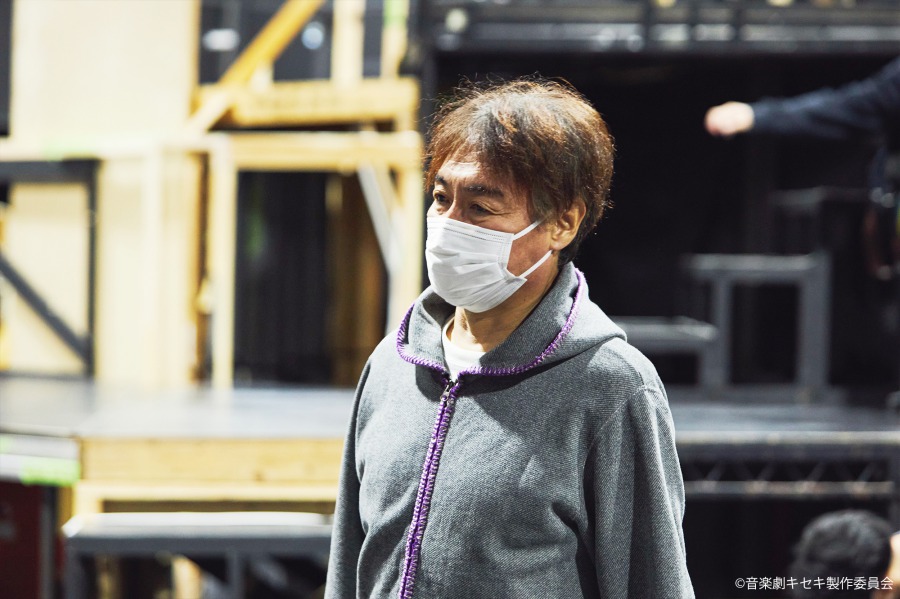 崎山つばさ「僕らが作る“道”に導きたい」、音楽劇「キセキ」稽古場レポート＆インタビュー イメージ画像