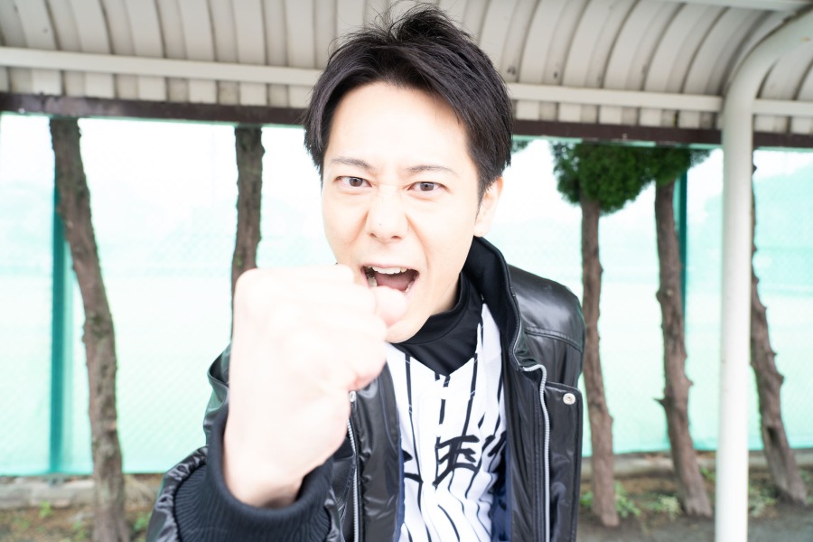 根本正勝「チームプレーで最高の作品を作る」、舞台「ROOKIES」キャスト一同で野球練習 イメージ画像