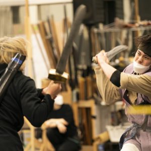 舞台『キングダム』三浦宏規・高野洸らの稽古場写真解禁　追加キャストに壤晴彦が出演 イメージ画像