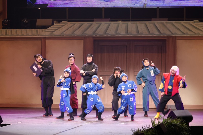 ミュージカル「忍たま乱太郎」第13弾 忍術学園 学園祭 2023開幕　四・五・六年生が勢ぞろい イメージ画像