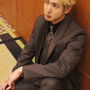 松下優也&有澤樟太郎、「どうやって舞台に？」を期待に変えて　2人で深めるミュージカル『ジョジョの奇妙な冒険 ファントムブラッド』 イメージ画像